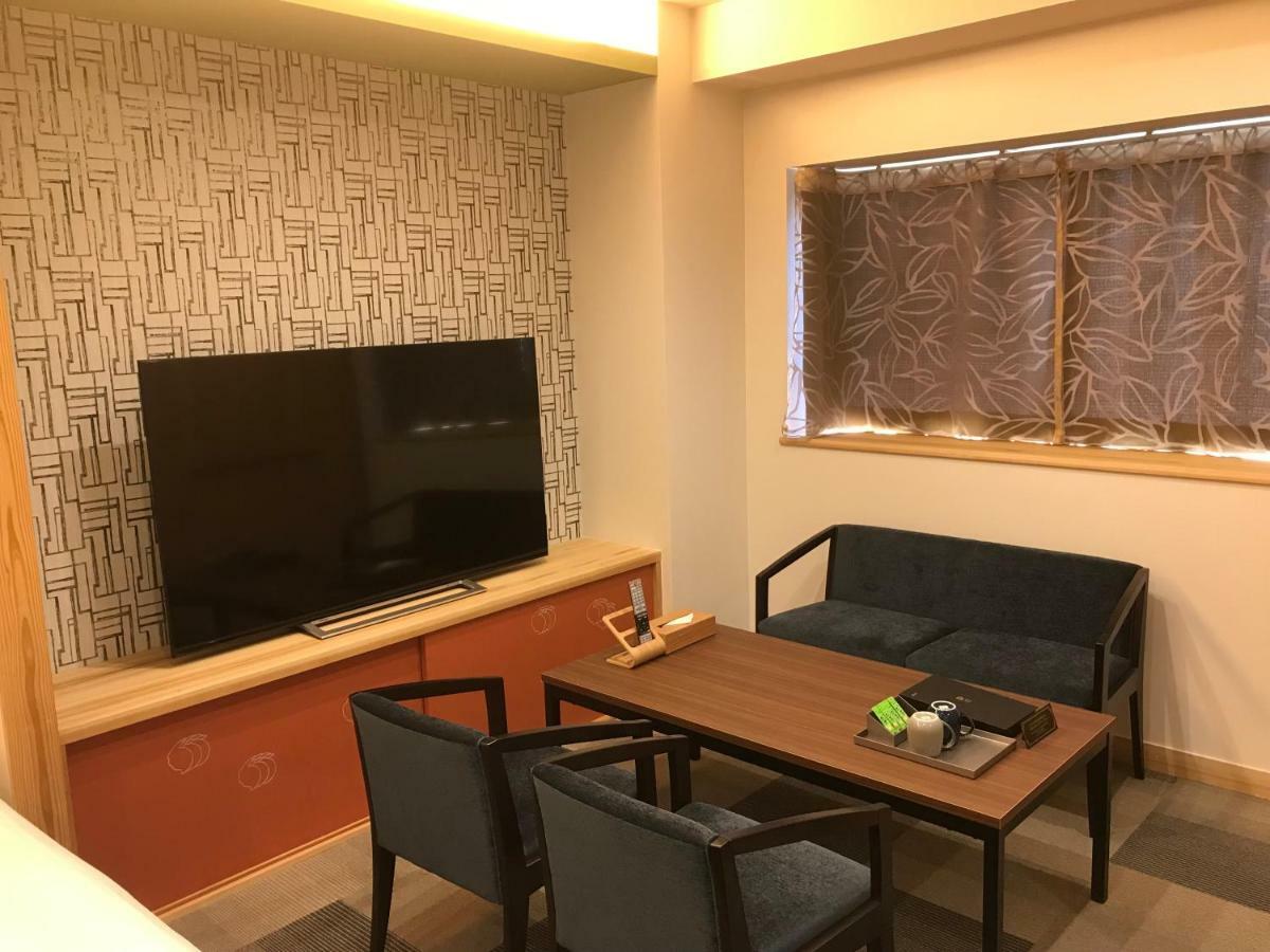 Hotel Yururito אוסקה מראה חיצוני תמונה